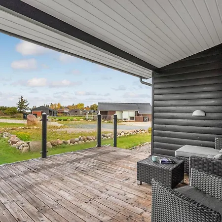 Holiday home Soelvig *